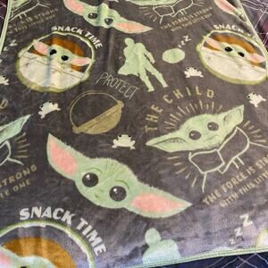 Star Wars Baby Blanket Soft Fleece Gray Green Snack Time Baby Yoda Frogs 36x48”